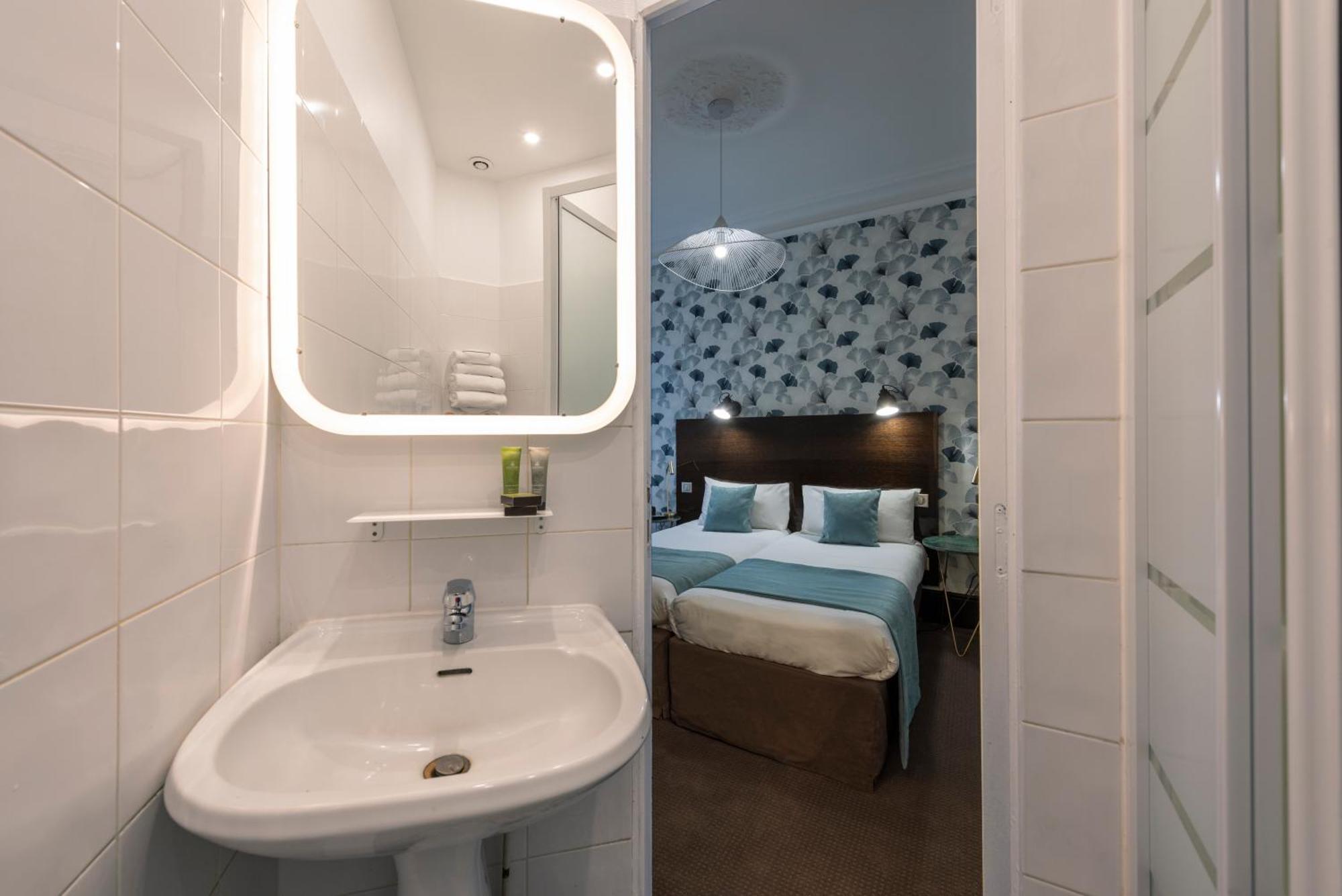 Lennon Hotel Parijs